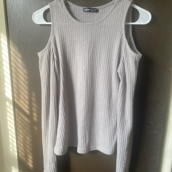SHEIN Unity Cold Shoulder Rib-knit Fitted Tee - Picture 3 of 6